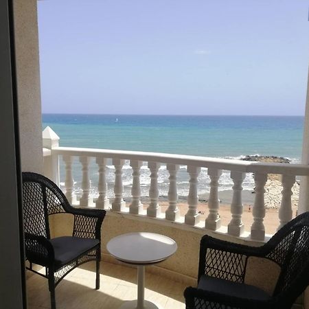 شقة Flamingo, Beach, Sea View, Pool, Wi Fi تورّيفيِخا المظهر الخارجي الصورة
